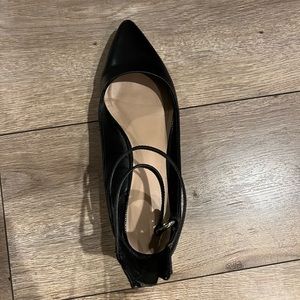 ALDO black and gold flats